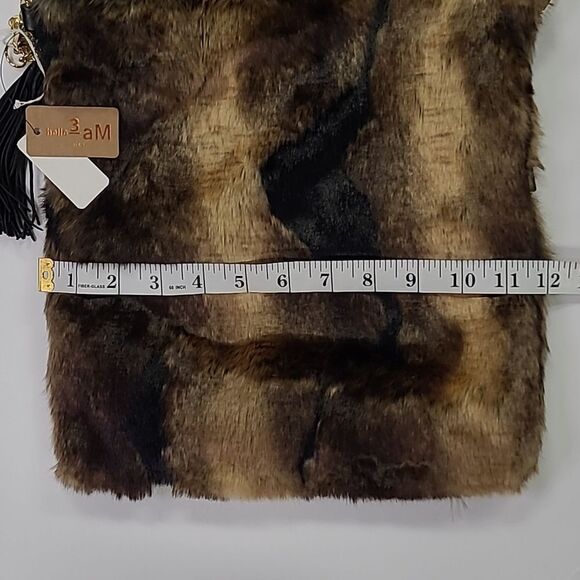 Hello 3 am Bengal faux fur convertible crossover - Picture 6 of 9